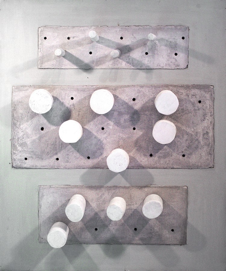 Art Alarm – Stephen Willats: "Slot Device No. 2", 1963, wood, plaster and paint (with response sheet), 88,9 x 76,2 x 4 cm